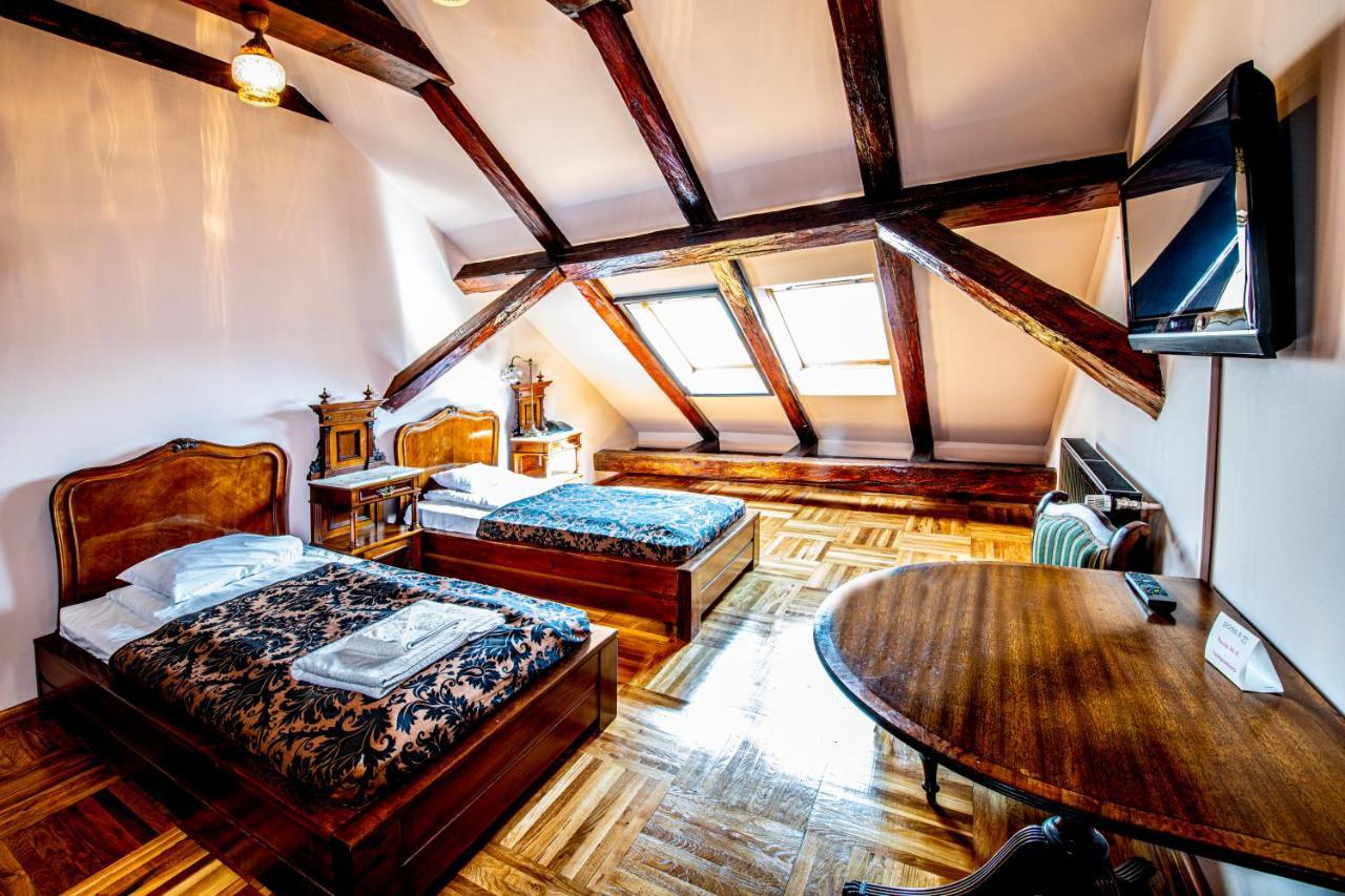 Hotel Poesis Satu Mare Bagian luar foto