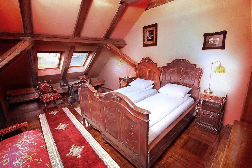 Hotel Poesis Satu Mare Bagian luar foto