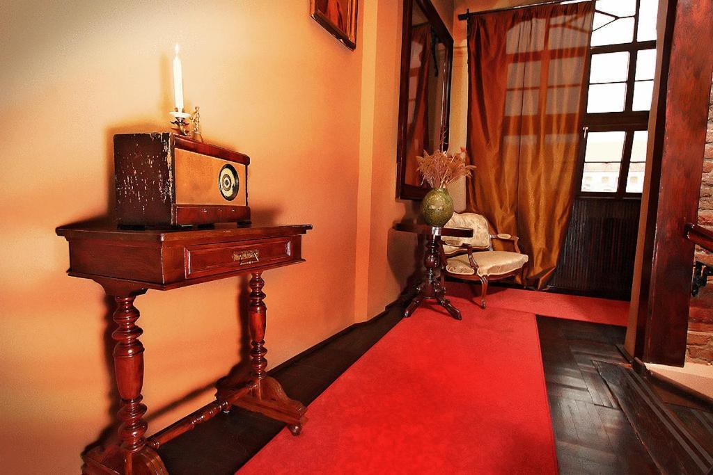 Hotel Poesis Satu Mare Bagian luar foto