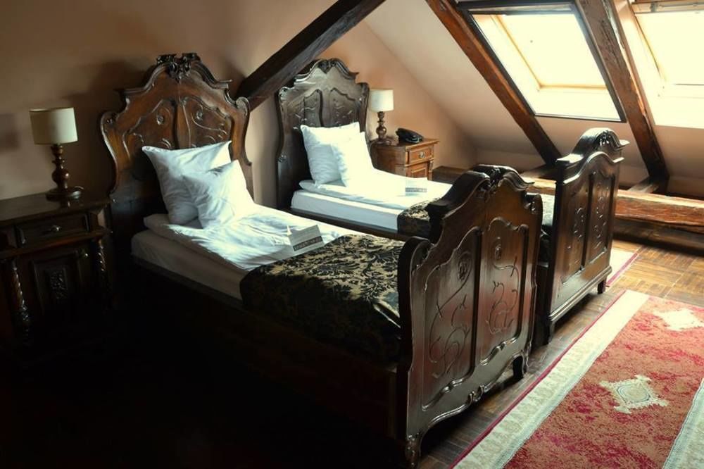 Hotel Poesis Satu Mare Bagian luar foto